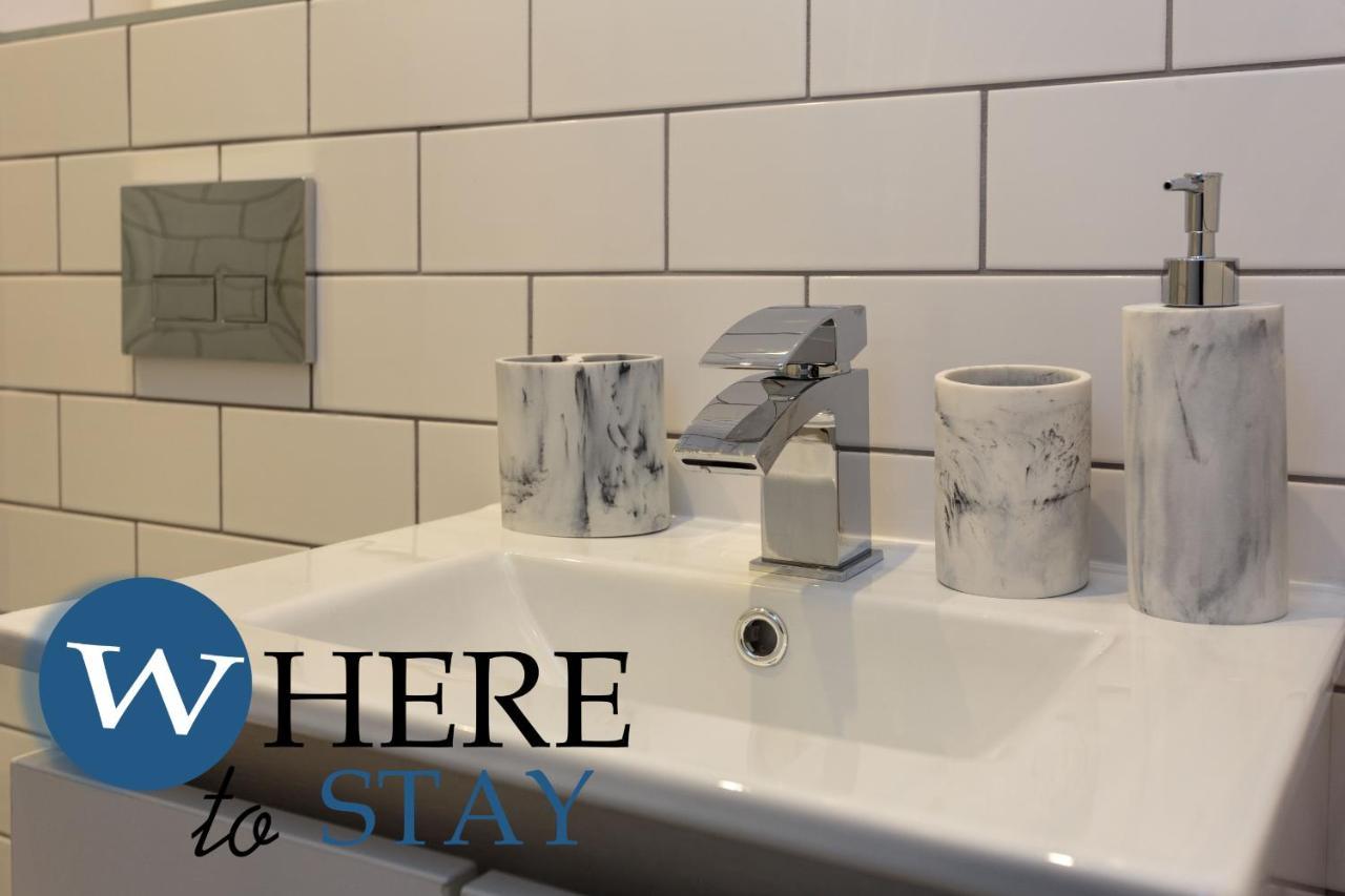 Stylish 2Bed Apartment Underneath Edinburgh Castle Dış mekan fotoğraf